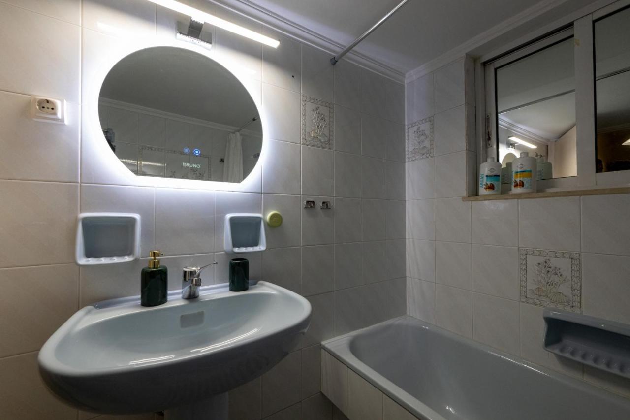 View Apartment *